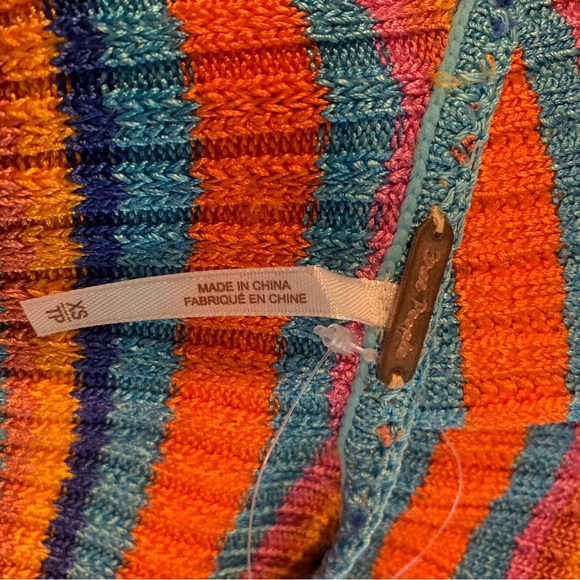 Free People Sweater - Picture 9 of 9